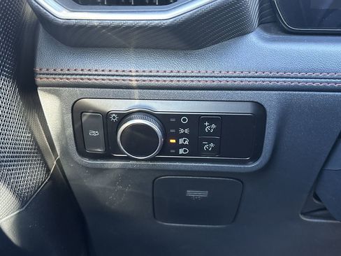 Used 2024 Ford Mustang GT Premium image 19