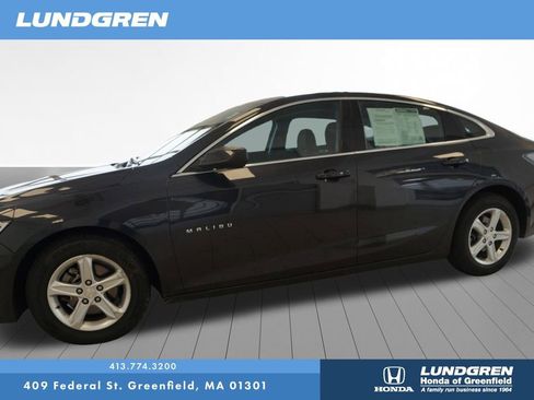 Used 2022 Chevrolet Malibu LT image 4