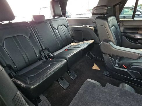 Used 2018 Ford Expedition Limited w/ Equipment Group 302A AWD/4WD image 7
