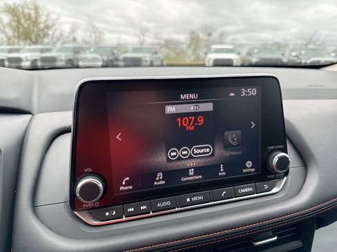 Used 2025 Nissan Rogue SV w/ Rock Creek Premium Package image 12