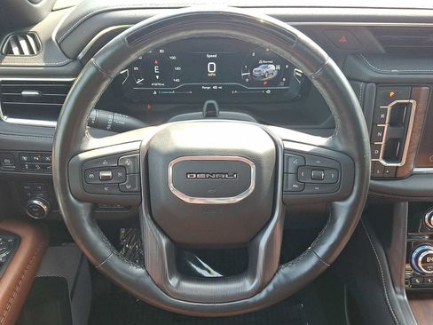 Used 2023 GMC Yukon Denali Ultimate AWD/4WD image 24