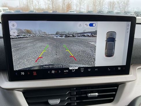 New 2026 Ford Explorer Active w/ Active Comfort Package image 17