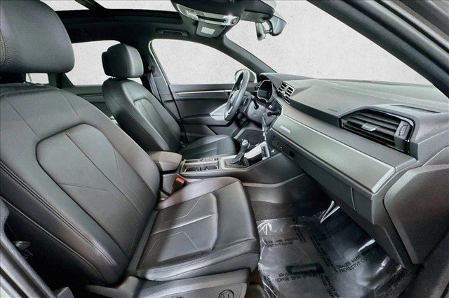 Used 2025 Audi Q3 2.0T Premium AWD/4WD image 27