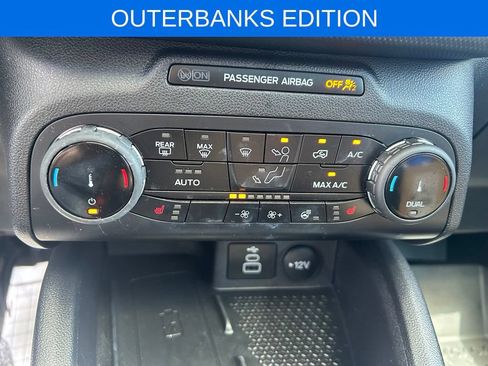 Certified 2023 Ford Bronco Sport Outer Banks w/ Tech Package AWD/4WD image 26