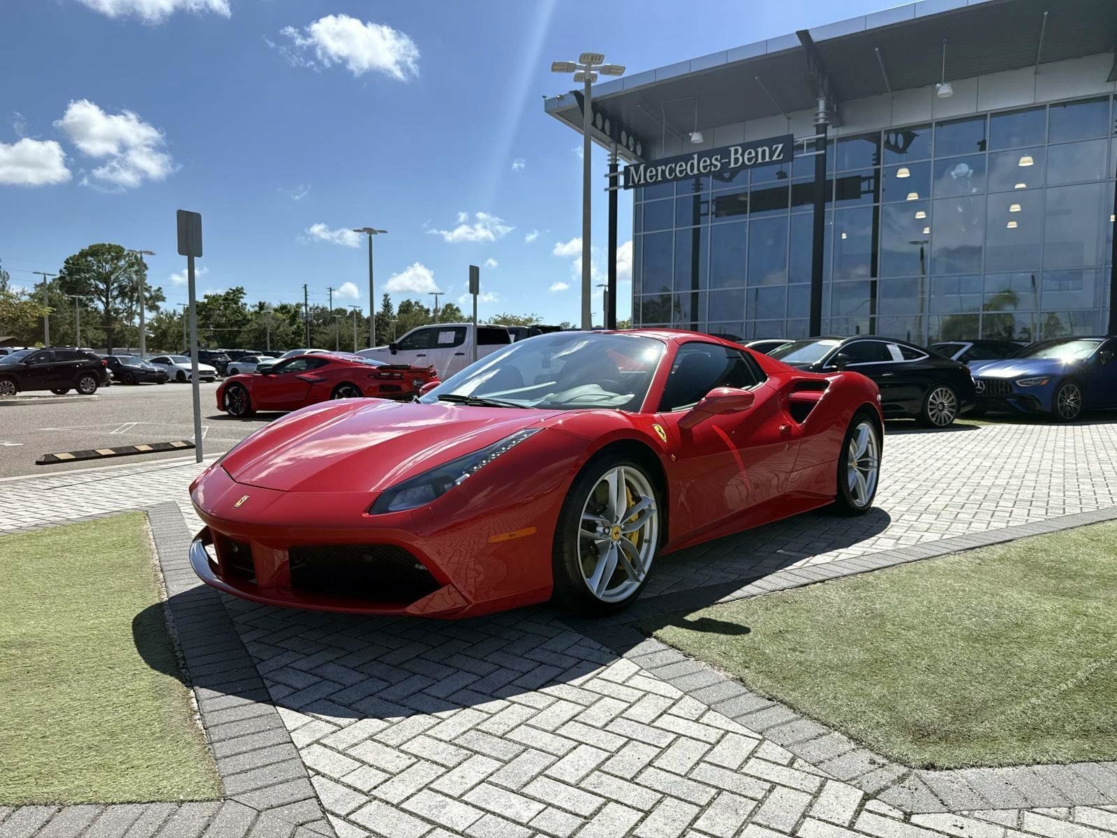 Used 2018 Ferrari 488 Spider RWD image 2