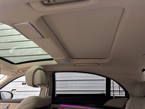 Used 2019 Mercedes-Benz S 560 4MATIC Sedan image 27