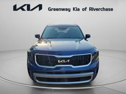 Used 2023 Kia Telluride EX FWD image 2