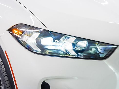 Used 2024 BMW X5 sDrive40i w/ Parking Assistance Package image 8