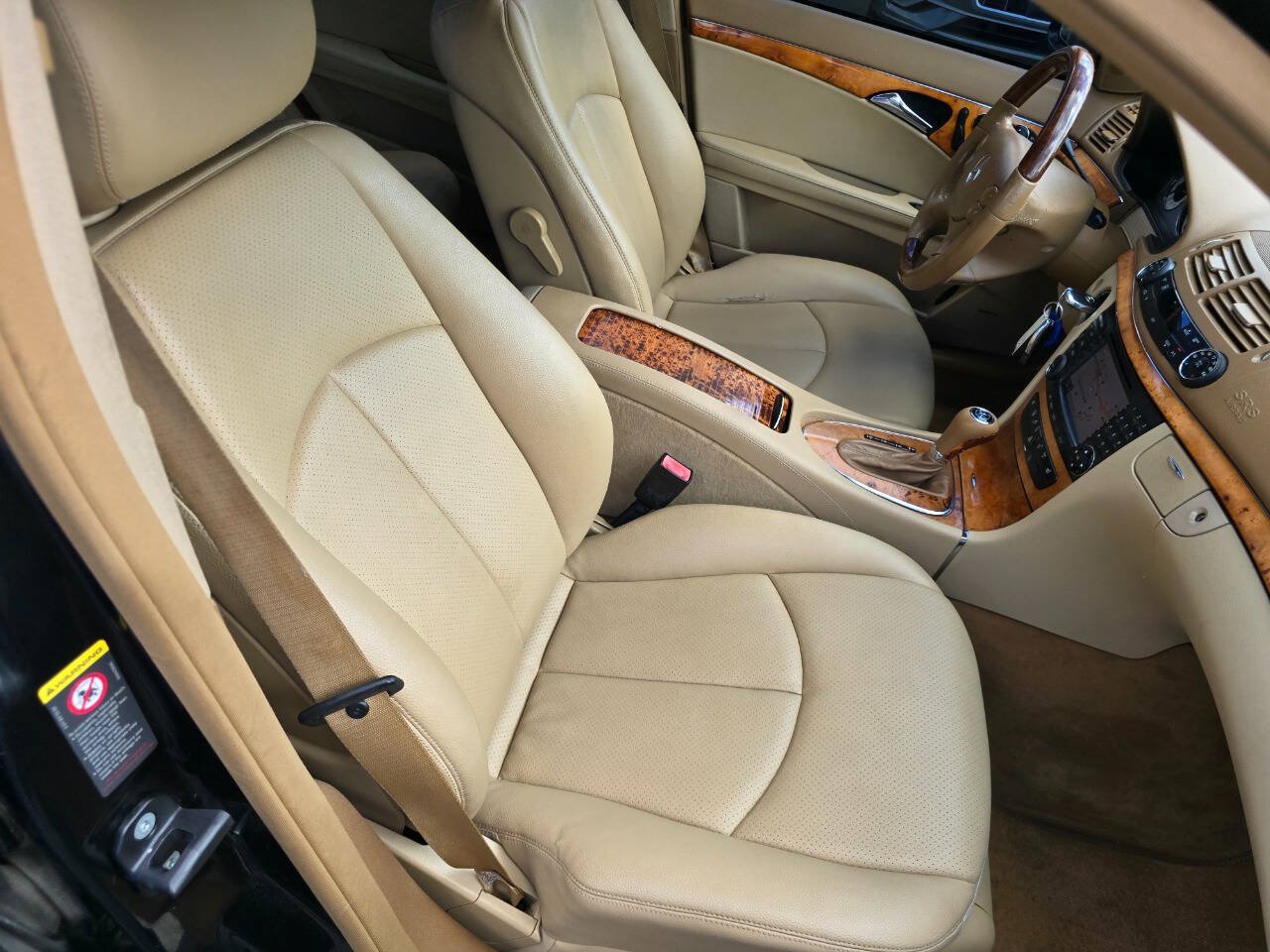 Used 2008 Mercedes-Benz E 350 4MATIC Sedan image 27