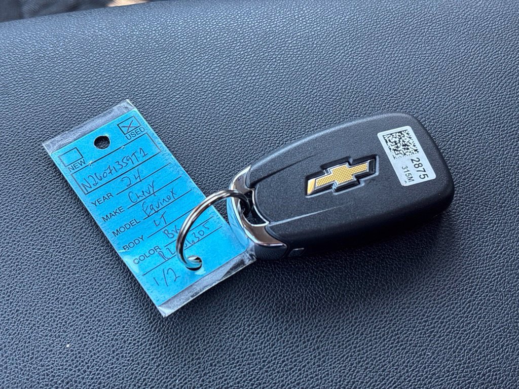 Used 2024 Chevrolet Equinox LT AWD/4WD image 33