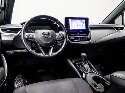Used 2023 Toyota Corolla SE image 5