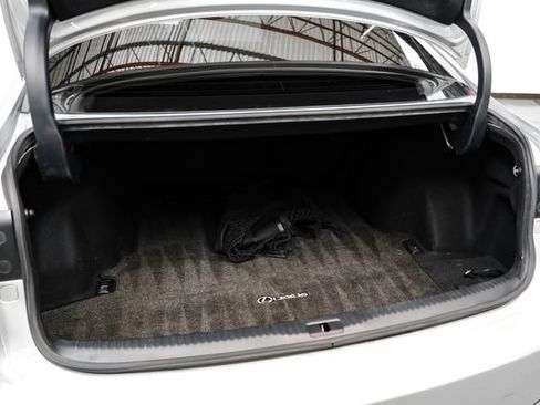 Used 2016 Lexus IS 200t RWD image 51