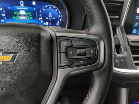 Used 2022 Chevrolet Tahoe LT w/ Luxury Package image 27