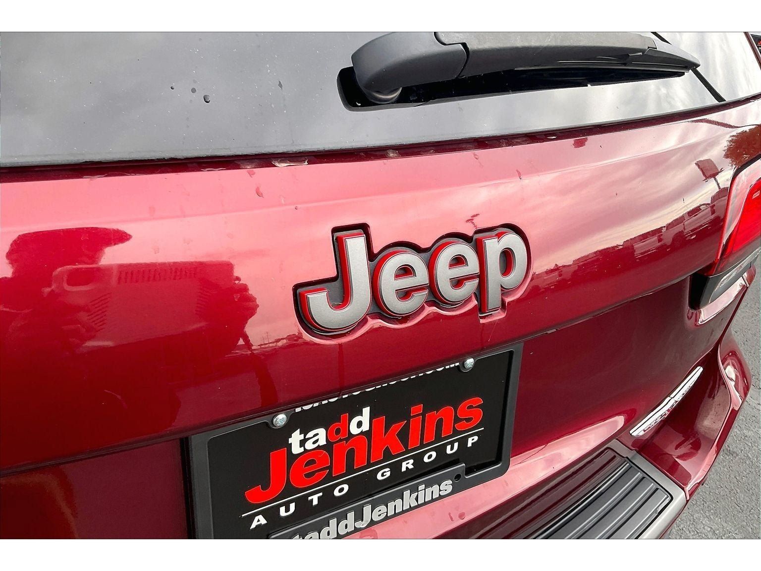 Used 2021 Jeep Grand Cherokee Trailhawk w/ Trailhawk Luxury Group AWD/4WD image 33