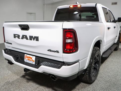 Used 2025 RAM 1500 Big Horn AWD/4WD image 8