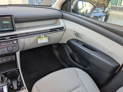 New 2026 Hyundai Tucson SE FWD image 11