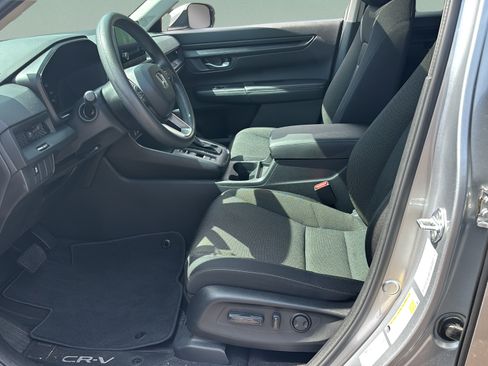 Used 2024 Honda CR-V EX image 9