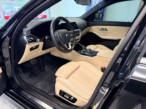 Used 2019 BMW 330i Sedan w/ Convenience Package RWD image 18