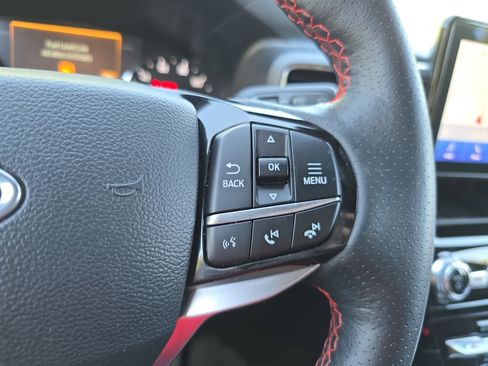 Used 2023 Ford Explorer ST-Line AWD/4WD image 19