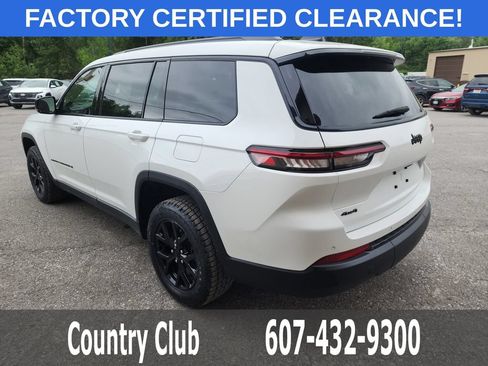 Used 2024 Jeep Grand Cherokee L Altitude AWD/4WD image 6