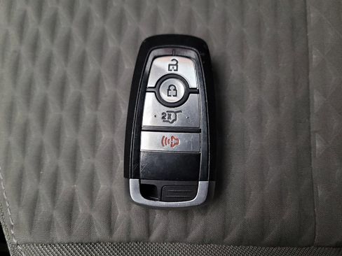 Used 2022 Ford Escape SE w/ Convenience Package image 32