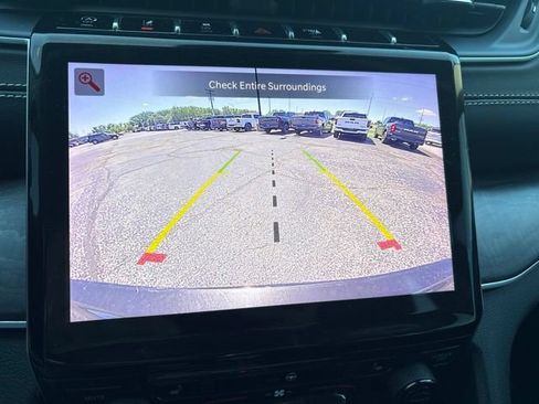 Used 2023 Jeep Grand Cherokee L Limited w/ Trailer Tow Group (B) AWD/4WD image 12