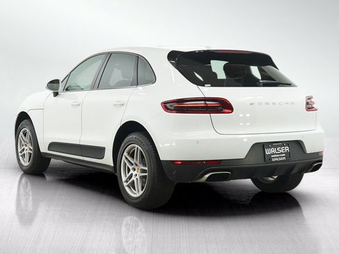 Used 2017 Porsche Macan AWD/4WD image 3