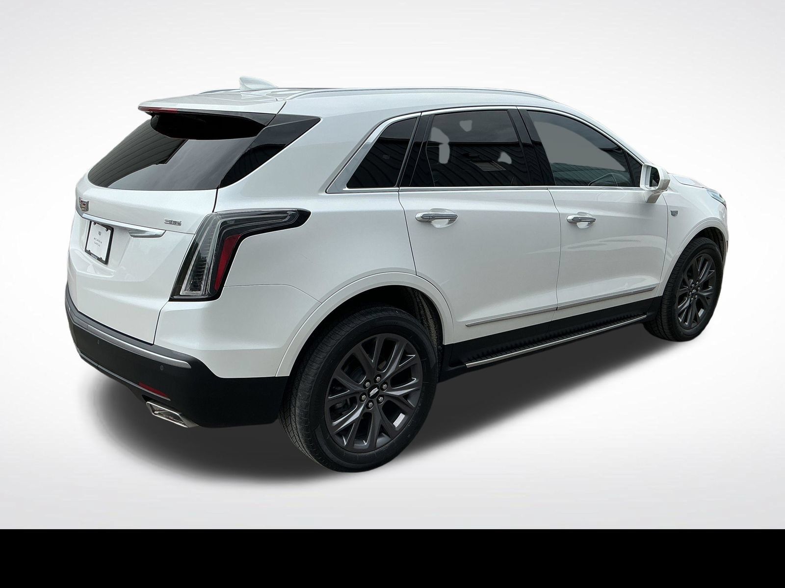Used 2019 Cadillac XT5 Luxury w/ Sport Package FWD image 5