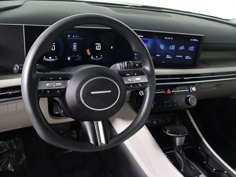 Used 2025 Hyundai Tucson SEL image 23