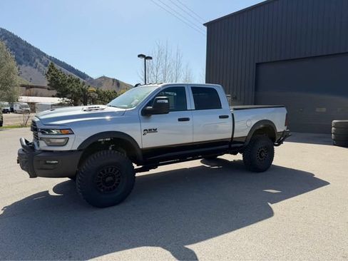 New 2026 RAM 2500 Tradesman AWD/4WD image 10