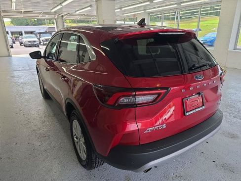 Certified 2023 Ford Escape Active w/ Tech Pack #2 AWD/4WD image 3