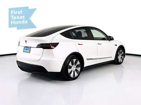 Used 2023 Tesla Model Y Long Range image 7