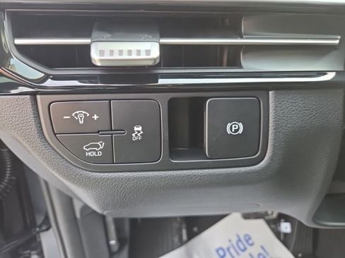 New 2026 Kia Sportage SX image 32