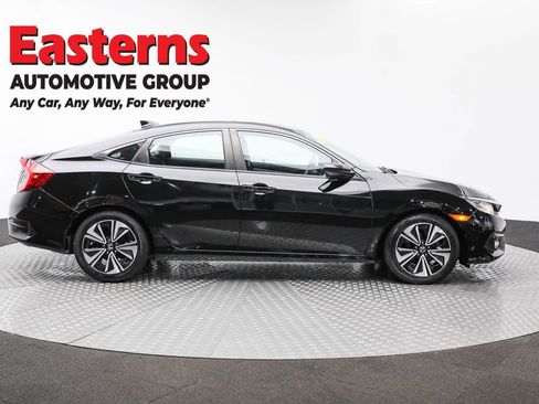 Used 2016 Honda Civic EX-T image 4