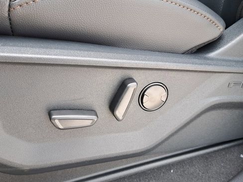 New 2025 Ford F250 Lariat w/ Lariat Ultimate Package image 21