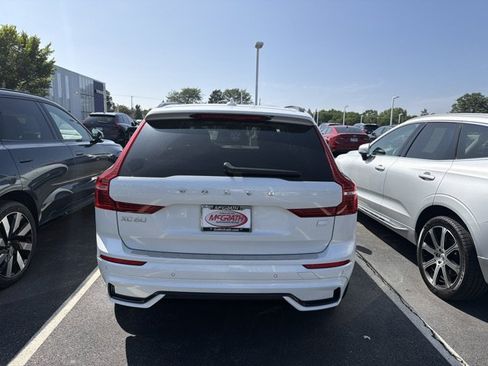 Used 2024 Volvo XC60 T8 Ultimate w/ Protection Package Premier AWD/4WD image 5