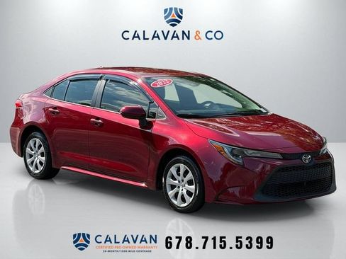Used 2022 Toyota Corolla LE FWD image 1