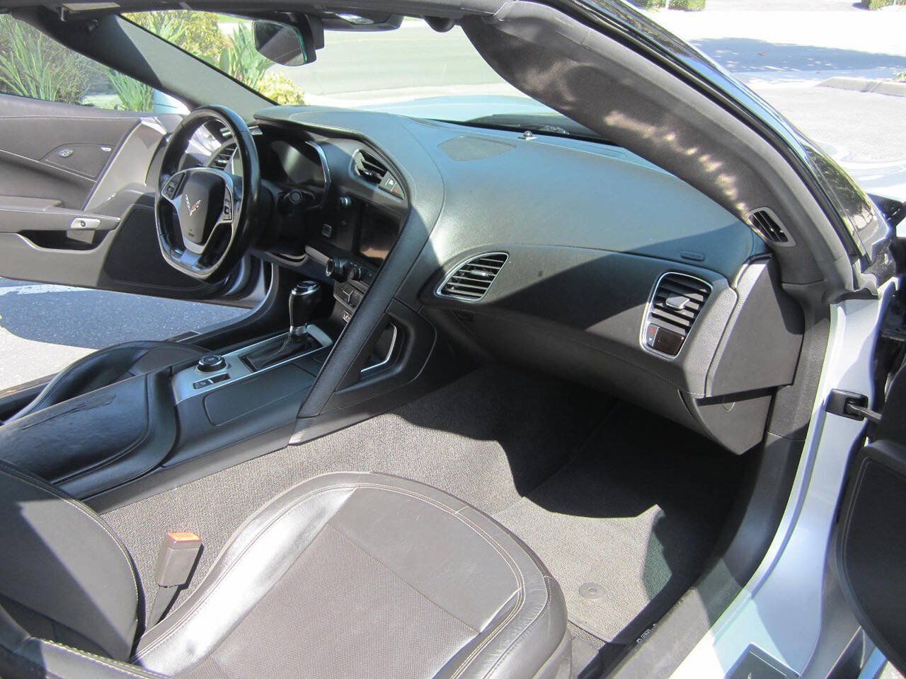 Used 2019 Chevrolet Corvette Stingray Coupe RWD image 20