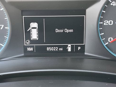 Used 2021 Chevrolet Equinox LS image 26