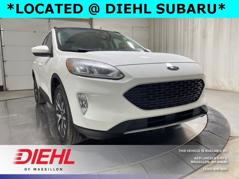 Used 2020 Ford Escape SEL image 1
