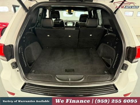 Used 2018 Jeep Grand Cherokee Altitude AWD/4WD image 31