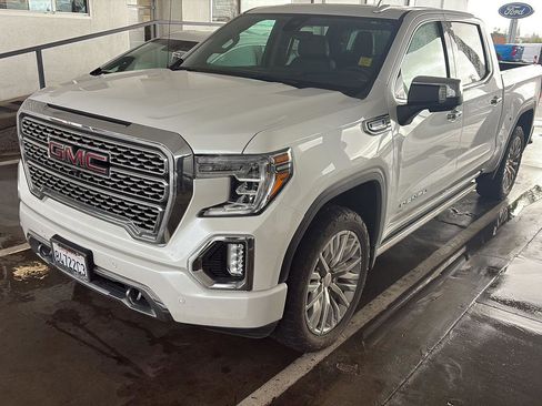 Used 2021 GMC Sierra 1500 Denali w/ Denali Ultimate Package image 3
