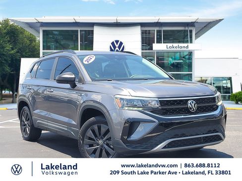 Used 2023 Volkswagen Taos S w/ Driver Assistance Package FWD image 1