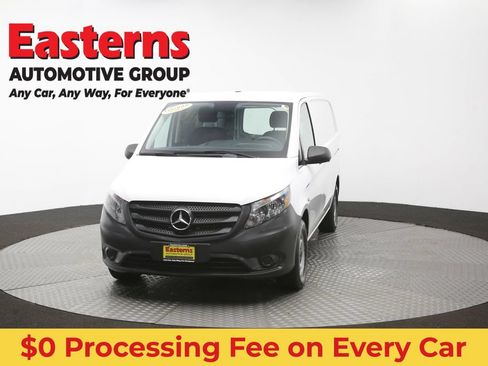 Used 2022 Mercedes-Benz Metris image 49