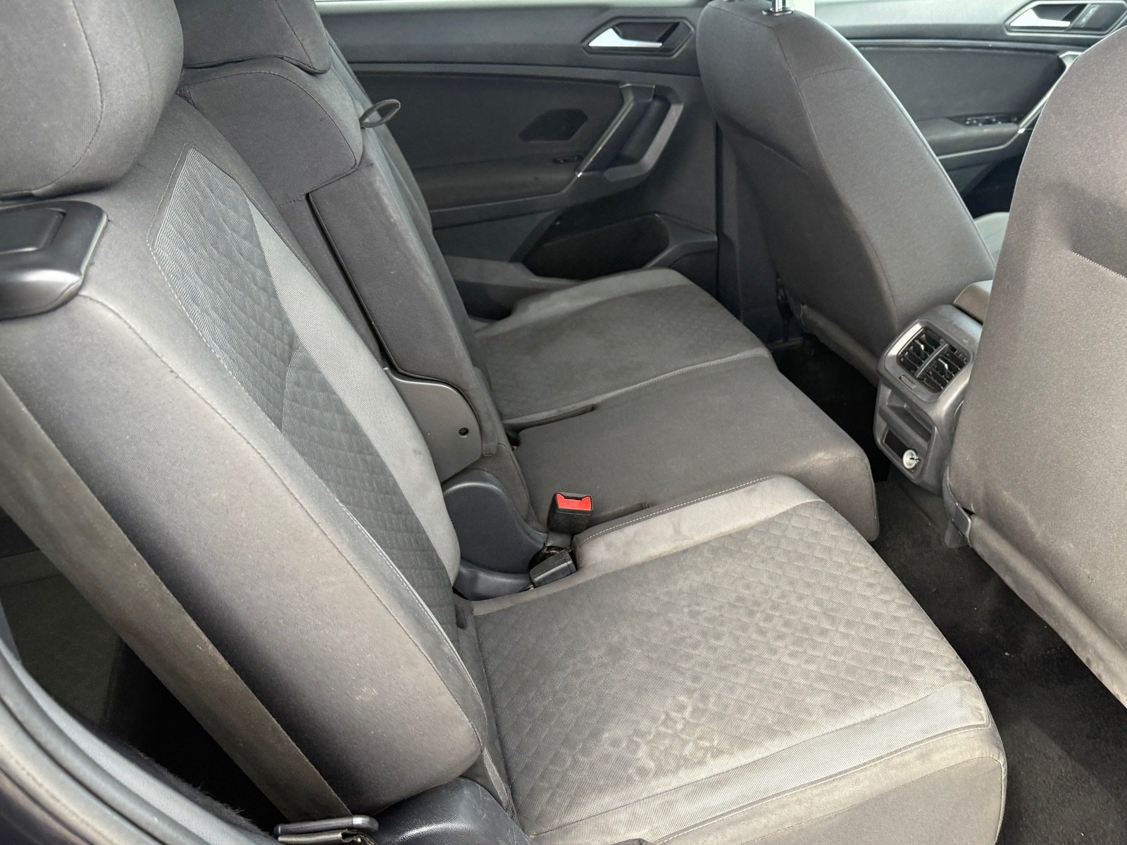 Used 2020 Volkswagen Tiguan S FWD image 13