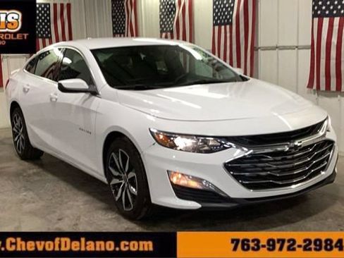 Used 2024 Chevrolet Malibu RS FWD image 1