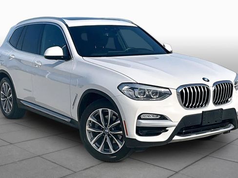 Used 2019 BMW X3 sDrive30i w/ Premium Package RWD image 2