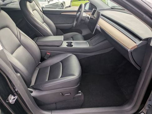 Used 2023 Tesla Model Y Performance AWD/4WD image 29