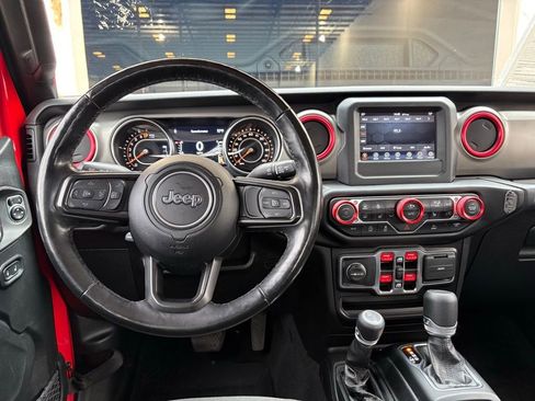 Used 2021 Jeep Gladiator Willys image 19