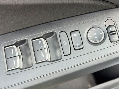 Used 2023 Honda Civic LX image 15